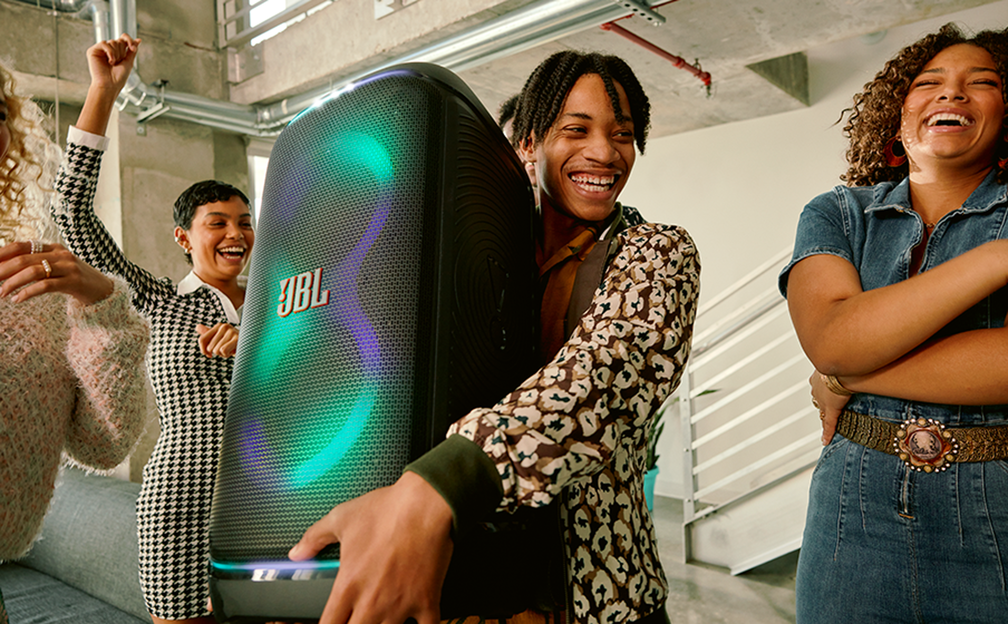 AI Sound Boost JBL
