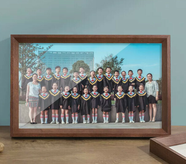 Popular rectangular graduation photo frame (Nordic walnut color 10*14 inches [can hold 25.5*35.5 cm] horizontal bracket)