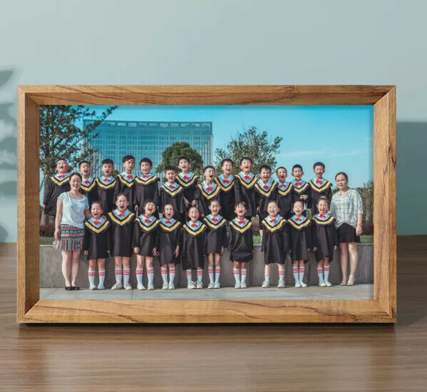 Popular rectangular graduation photo frame (golden teak color, small 12 inches [can hold 20.3*30.5 cm])