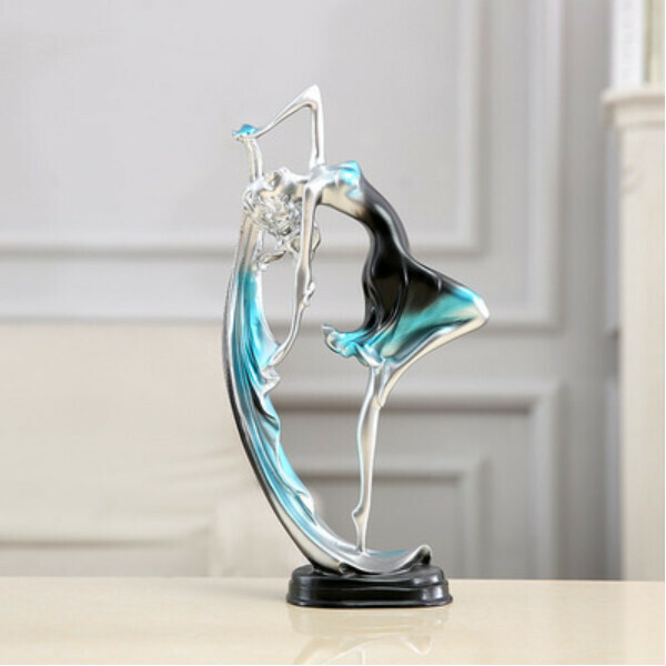 Hotly recommended dancing girl accessories (large dancing girl-blue 18*7.5*32.5CM)