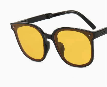 Hotly recommended foldable anti-UV sunglasses for women (specifications: bright black and yellow lenses)