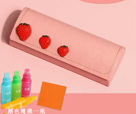 Hot recommended storage cute box for myopia glasses (specifications: three strawberries of different sizes + free lens cloth and care agent)