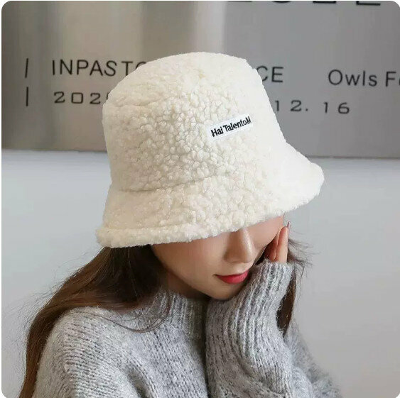 Hotly recommended winter warm lamb plush basin hat (white) [One size fits all: 55-58cm]