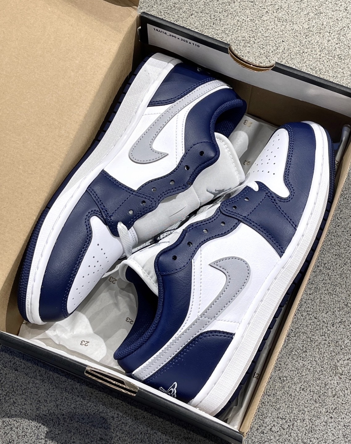 預購  NIKE Air Jordan 1 Low "Wolf Grey Midnight Navy" 狼灰午夜藍