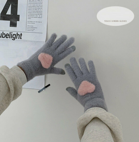 Hot selling winter warm and cold-proof velvet thickened gloves (light gray) [one size fits all]