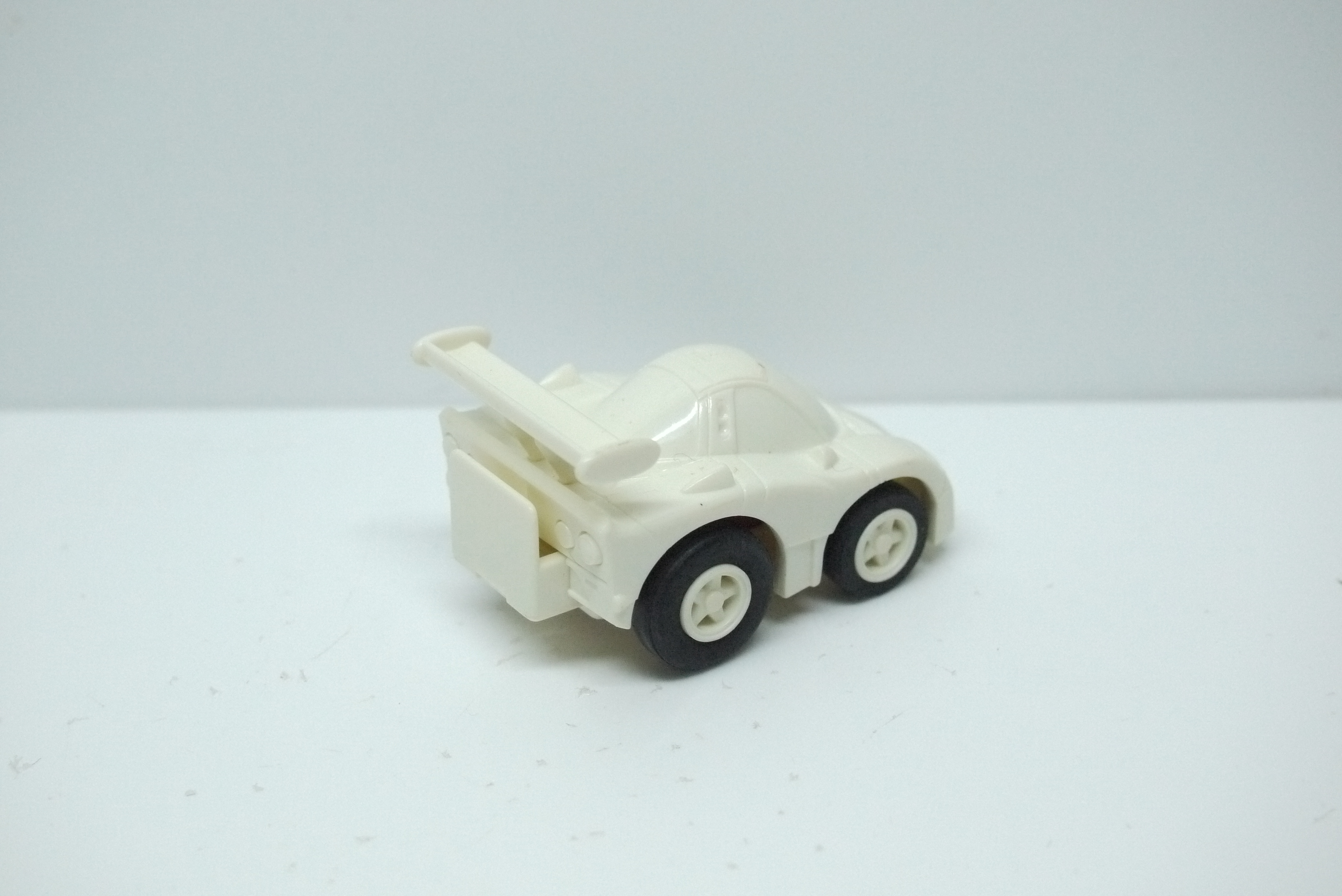 Choro Q Nissan R390 GT1 White Loose