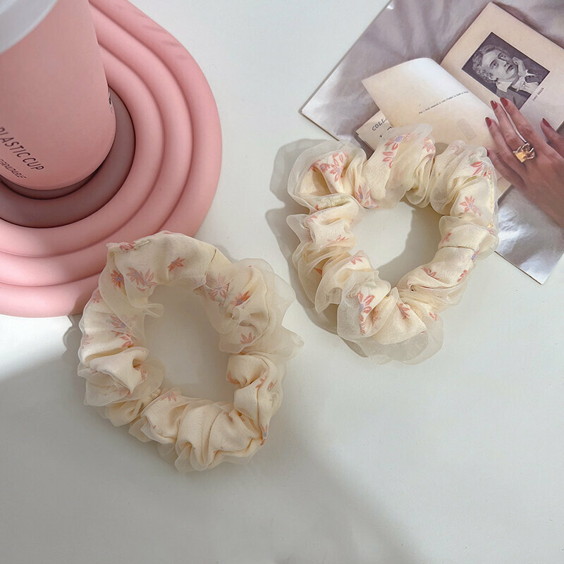 Popular fashionable hair ties and hair accessories (2 pcs in beige small size)