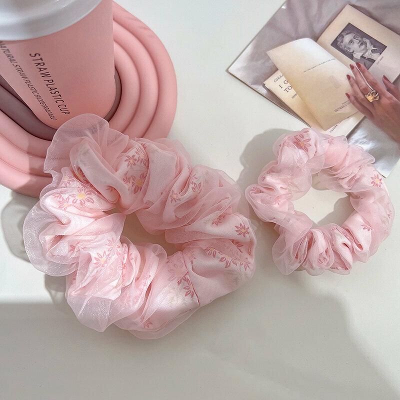 Popular fashionable hair ties and hair accessories (1 pink large + 1 small)