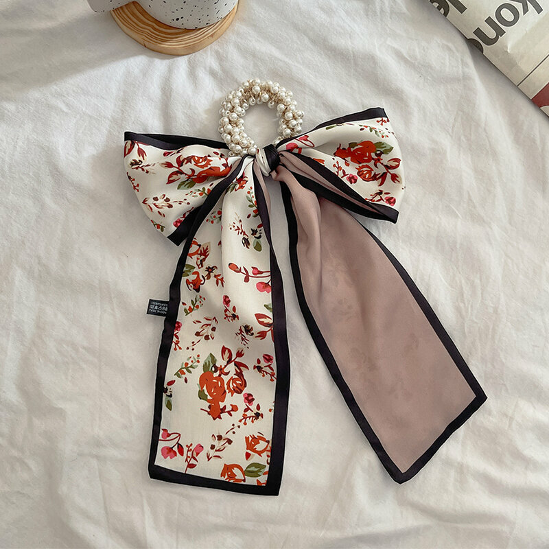 Popular fashion bow hair tie hair accessory (beige flower-hair rope)