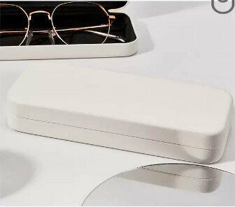 Hot recommended glasses case (specification: snowflake white)