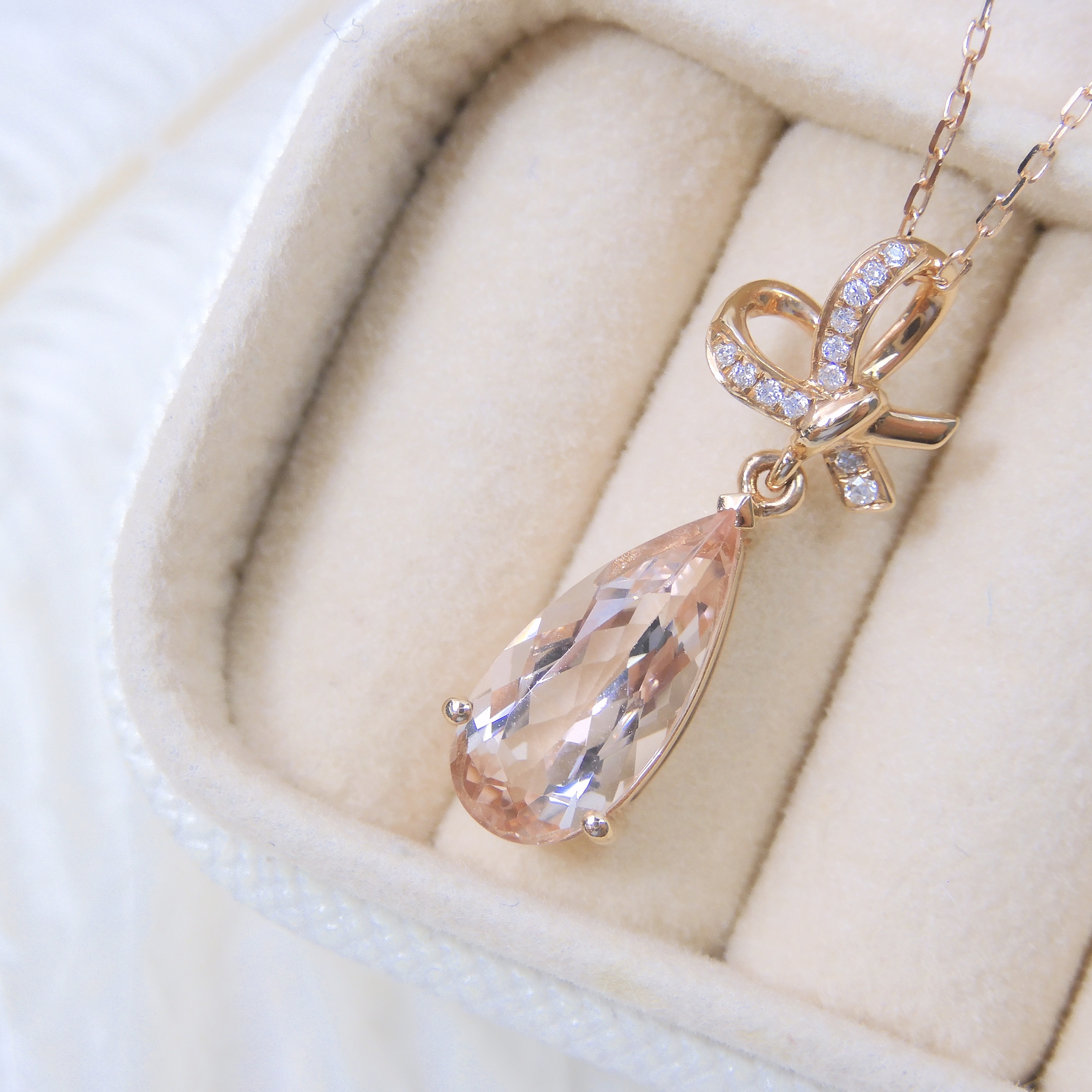 18K金 1.85ct 摩根石吊墜