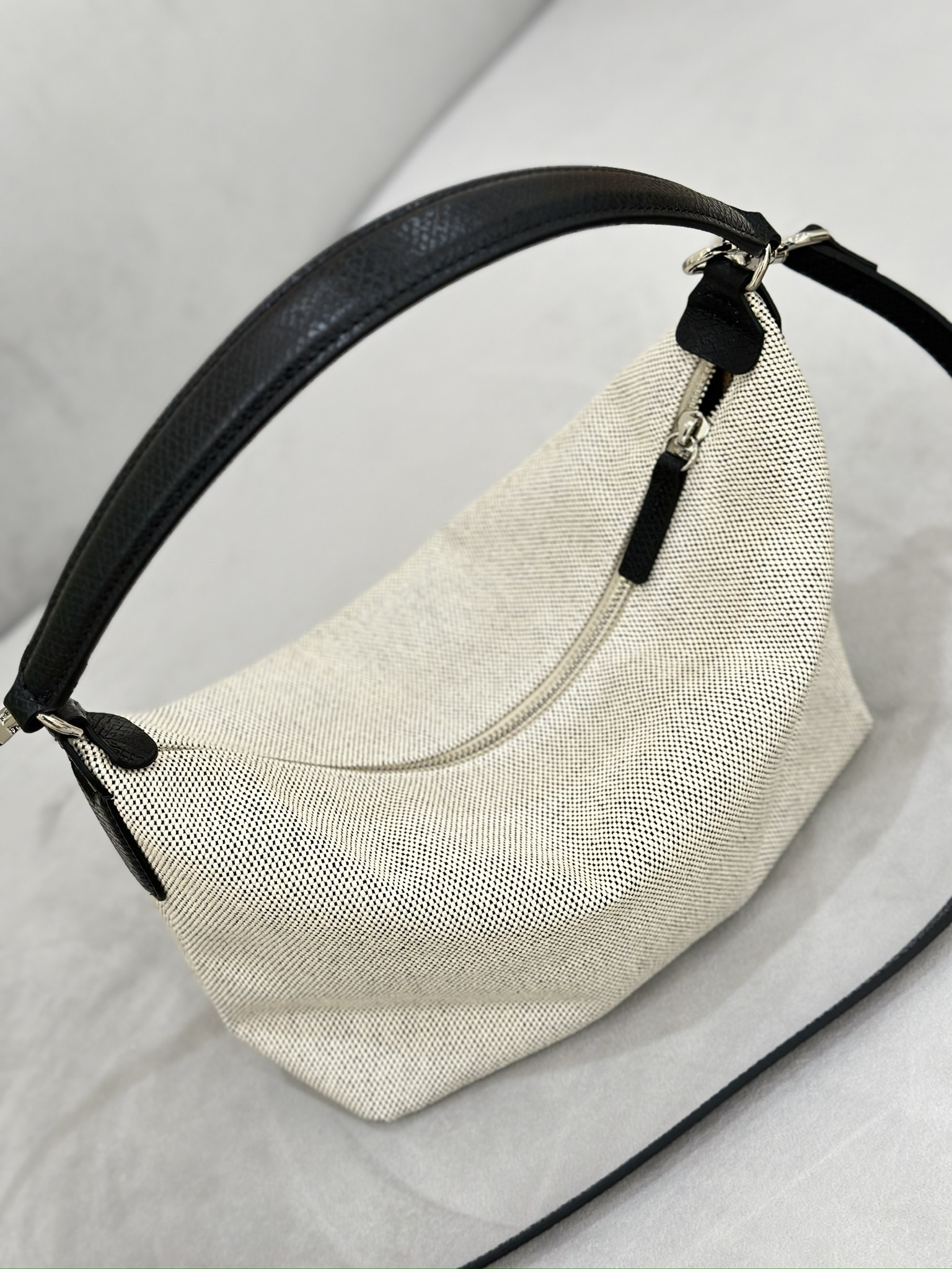 LONGCHAMP Essential S Crossbody