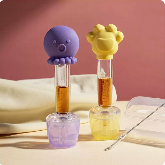 熱推（2支裝）嬰幼兒喂藥器吸管（壯壯熊黃色+小章魚紫色）