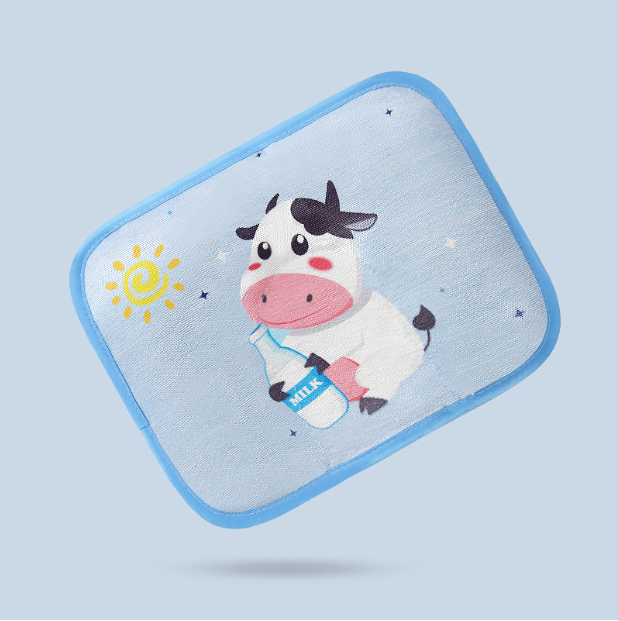 Popular baby pillow buckwheat ice silk shaped, sweat-absorbent and breathable (blue cow without bile core) (size: 28cm*20cm)