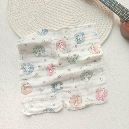 新款寶寶紗巾（白橡色 6層竹棉動物印象28*28)