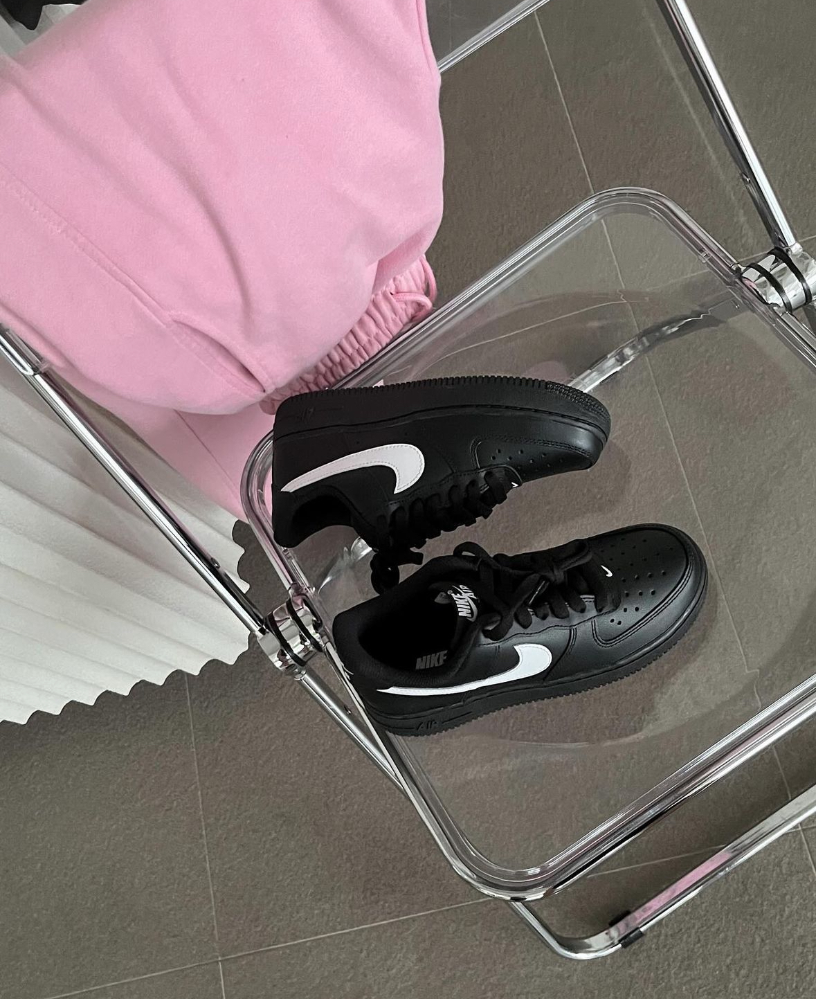 Nike Air Force 1 Black white 黑底白勾 AF1 黑色 白勾 小Ambush FZ0627-010/預購
