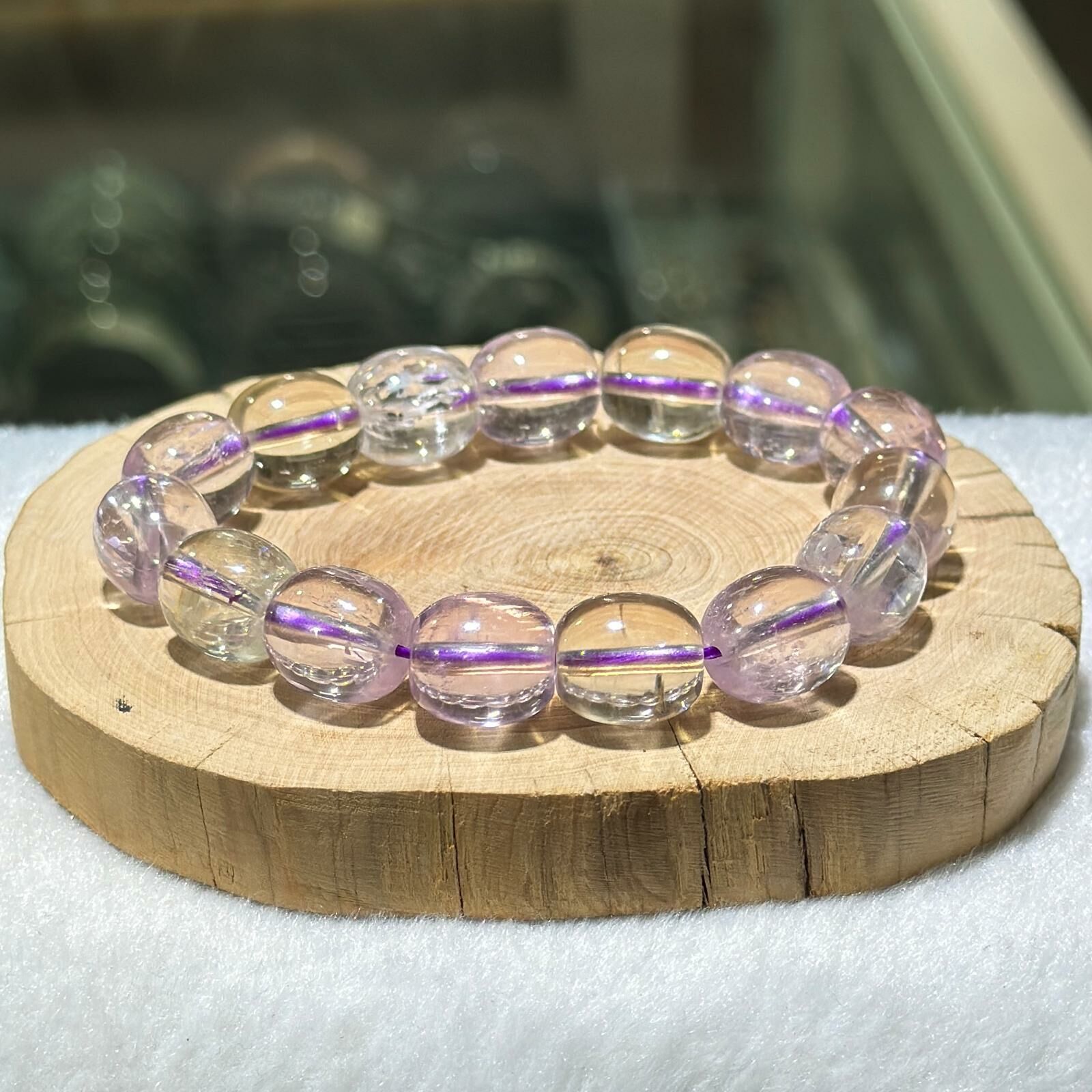 高品冰透✨紫鋰輝手串 12 mm +/-