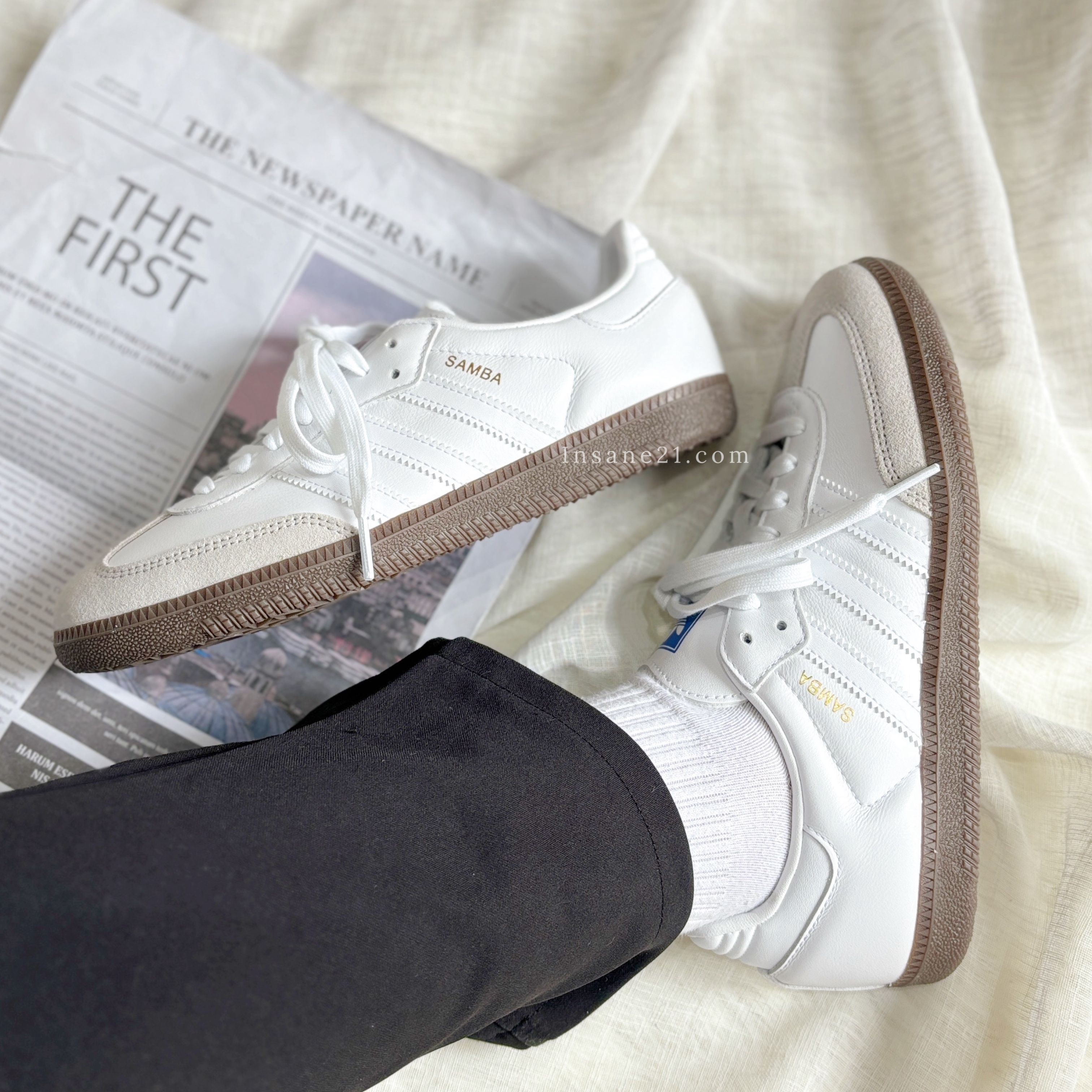 ADIDAS ORGINALS SAMBA 森巴 全白 皮革 麂皮 藍標 焦糖底 休閒 IE3439