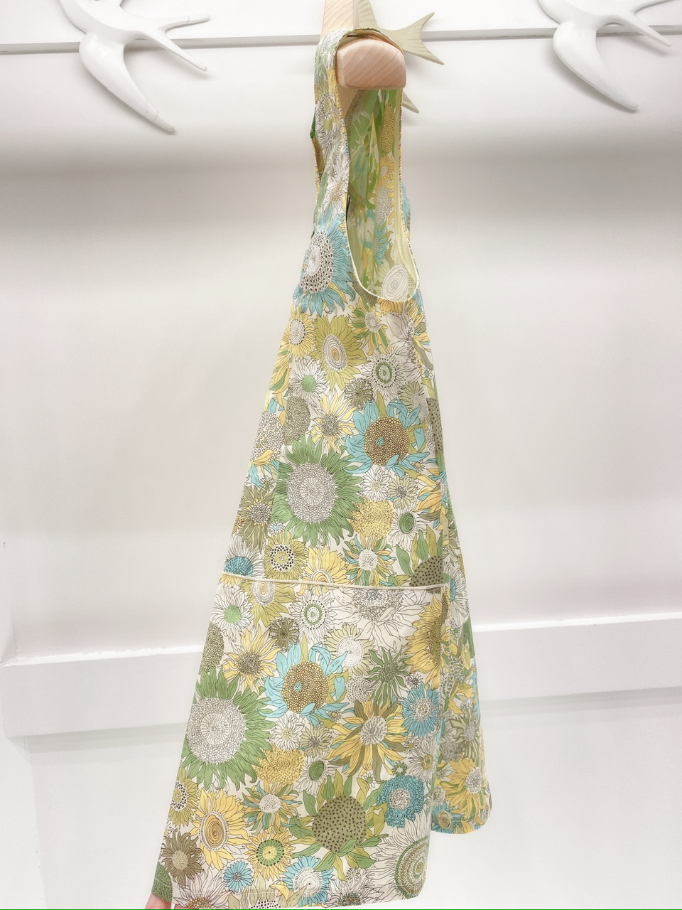 花布無袖傘狀上衣