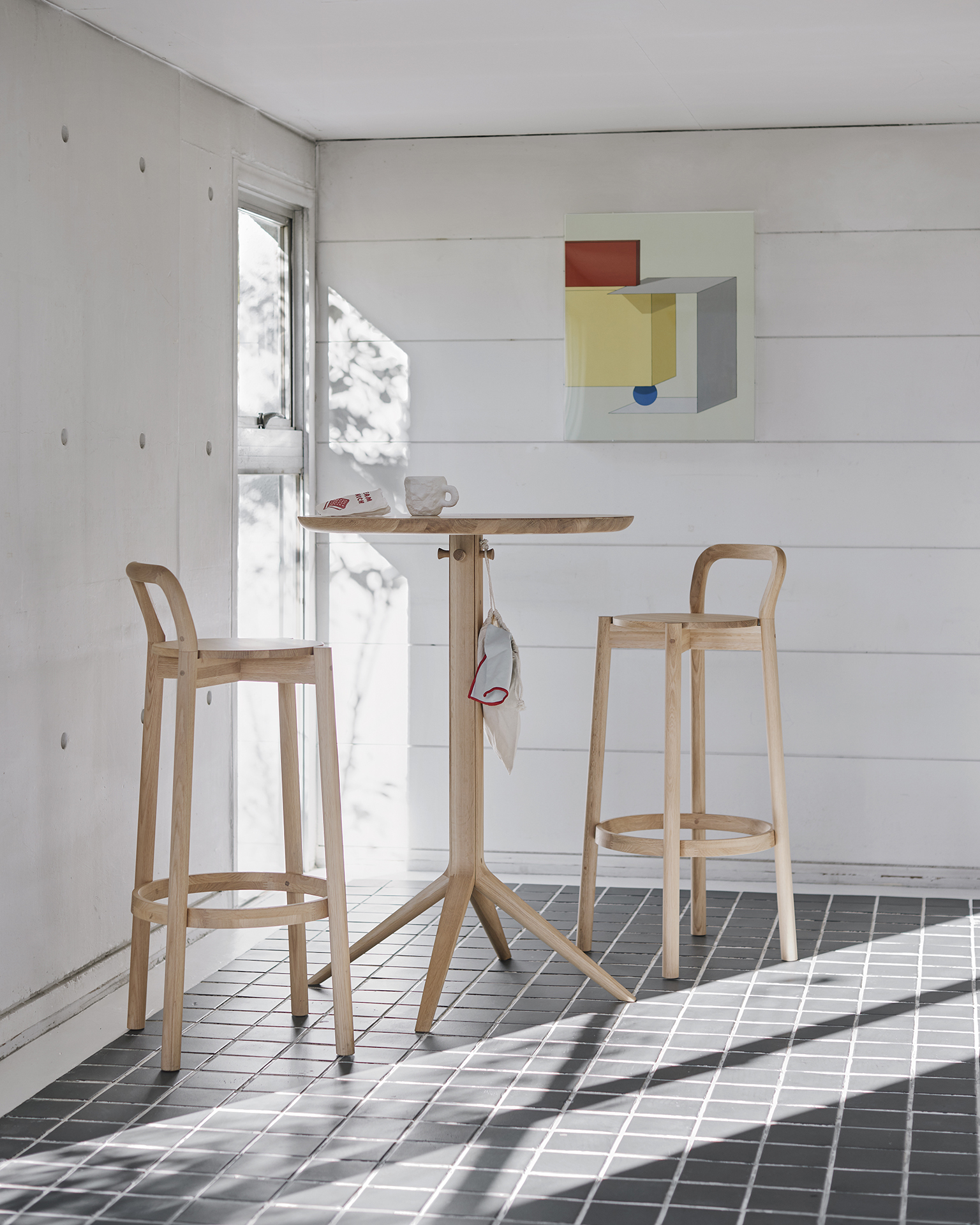 Castor Barstool with Backrest 吧檯椅