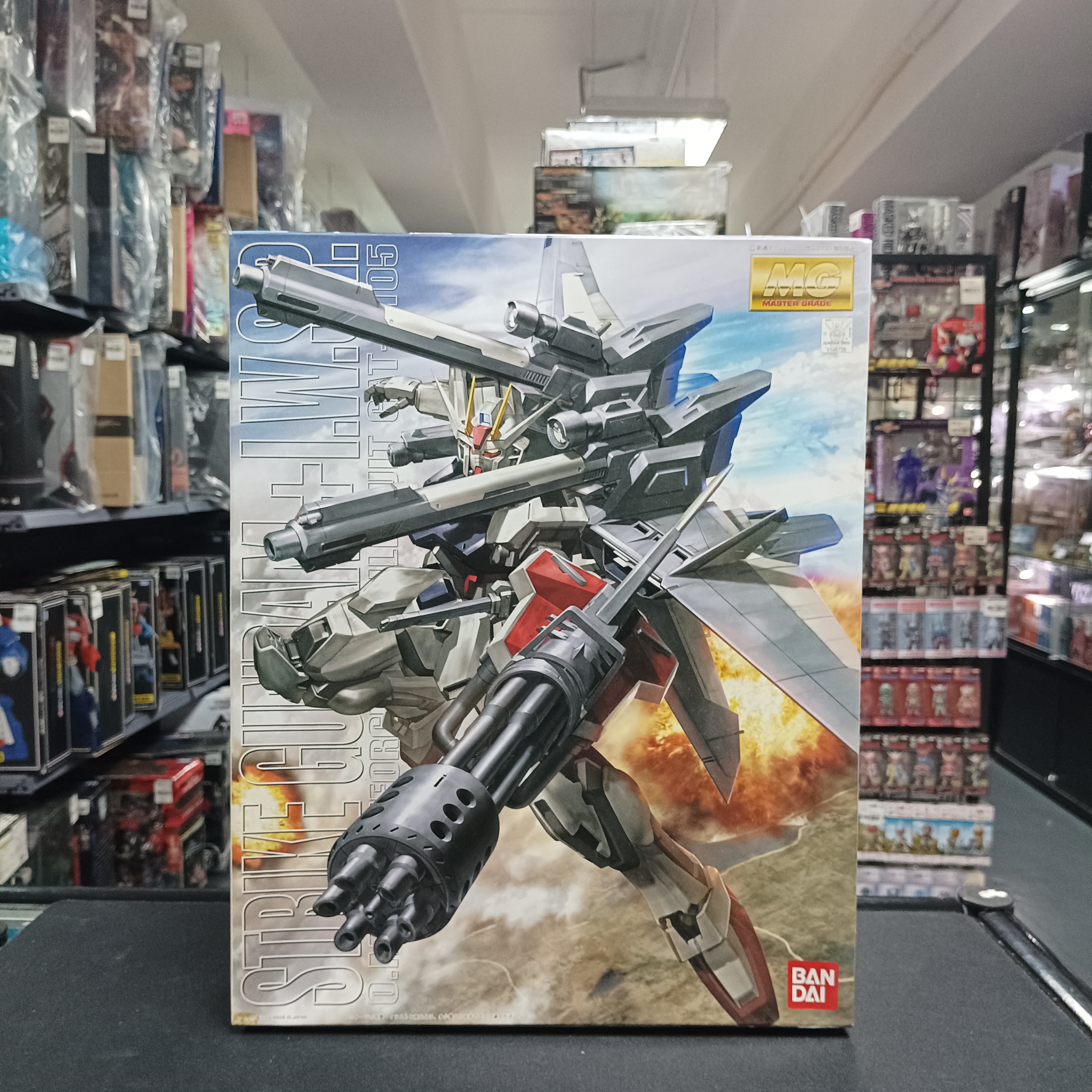 寄賣-GUNDAM-MG 1/100 STRIKE GUNDAM  IWSP