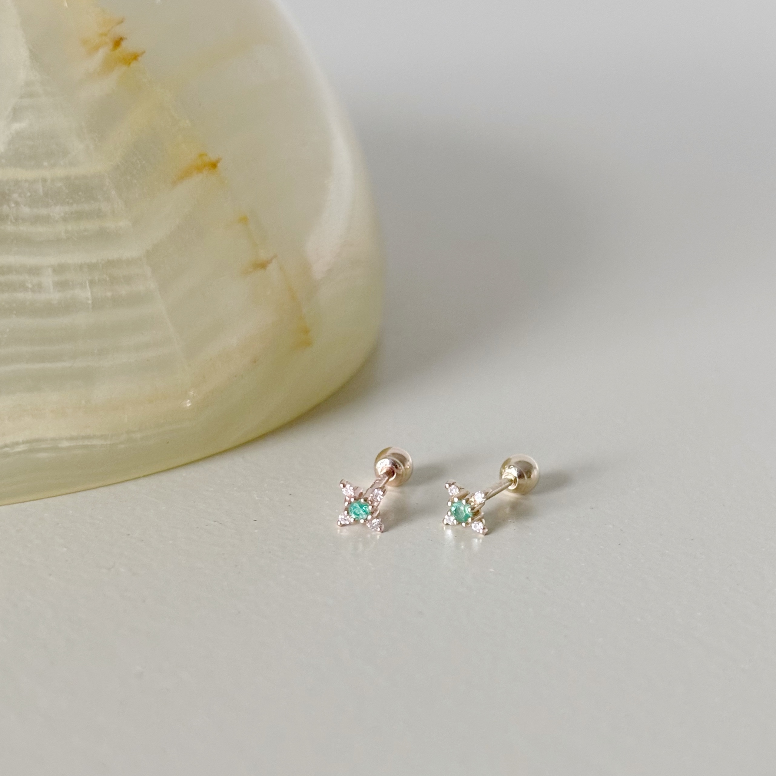 14K Sunstar祖母綠真鑽轉珠耳環