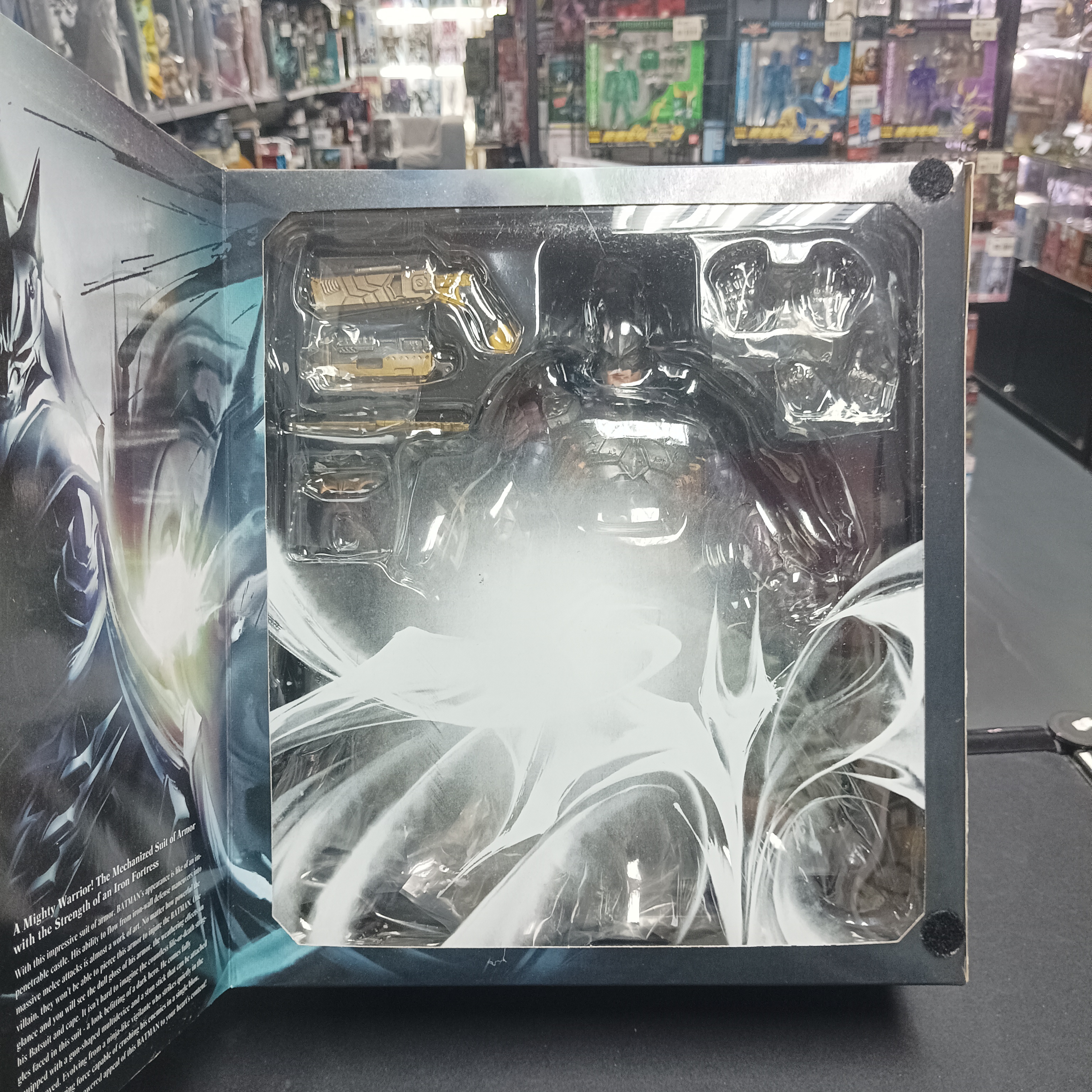 寄賣-其它-DC Comics VARIANT PLAY ARTS Kai Batman Armored 