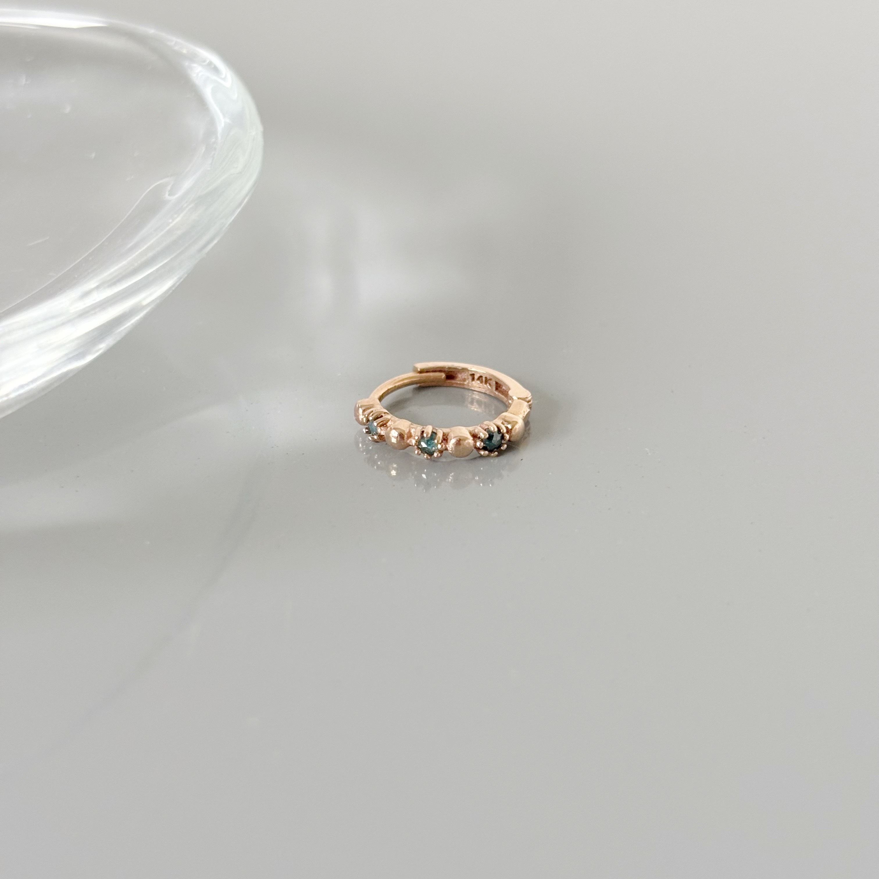 14K三顆小花藍鑽原礦耳圈