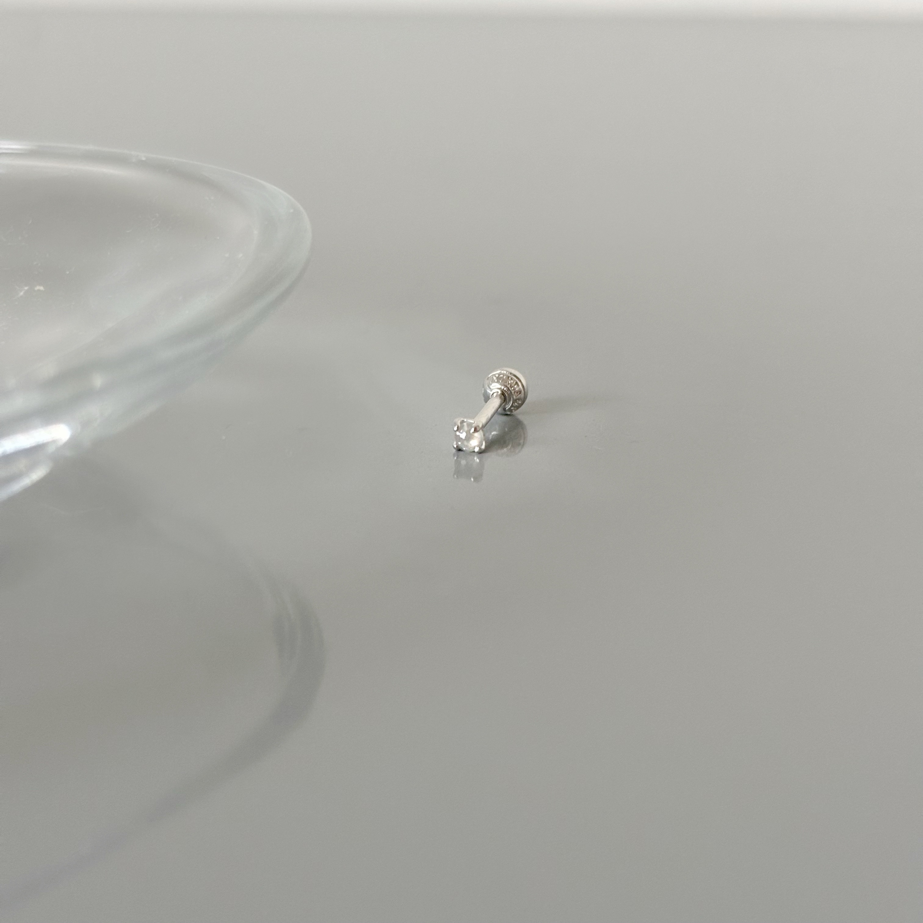 14K迷你四爪灰鑽原礦轉珠耳環