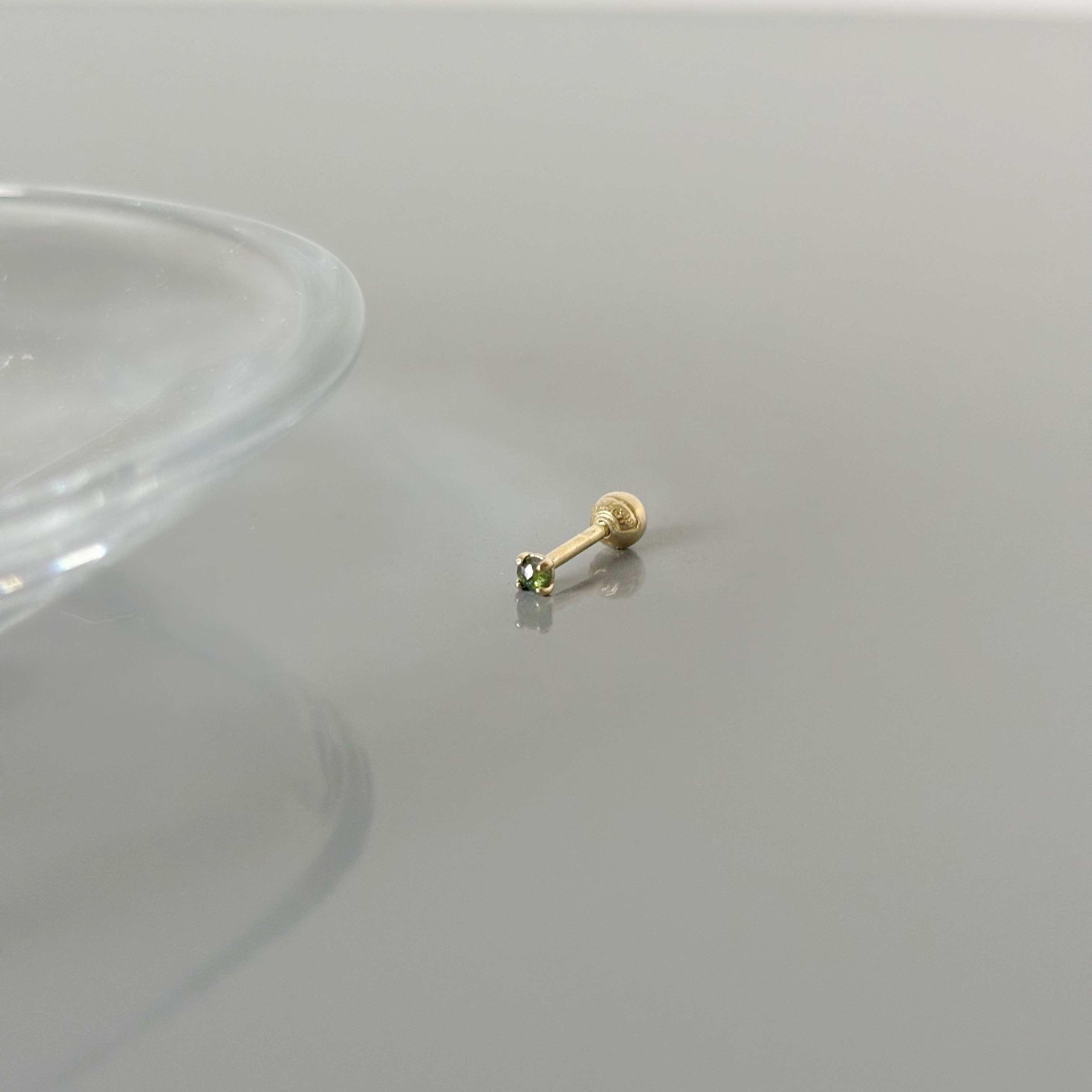 14K 迷你四爪綠鑽原礦轉珠耳環