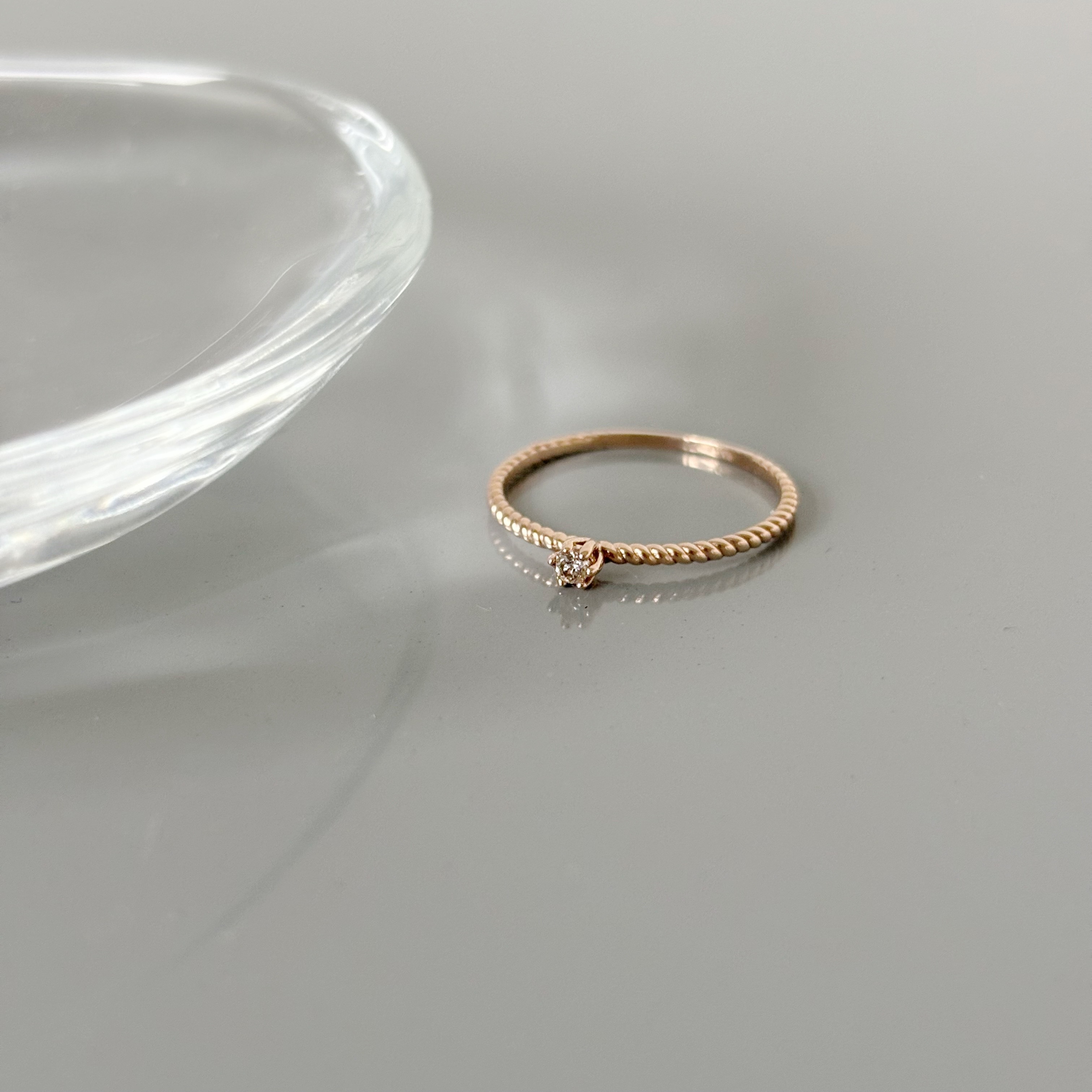 14K 六爪亮棕鑽麻花戒指