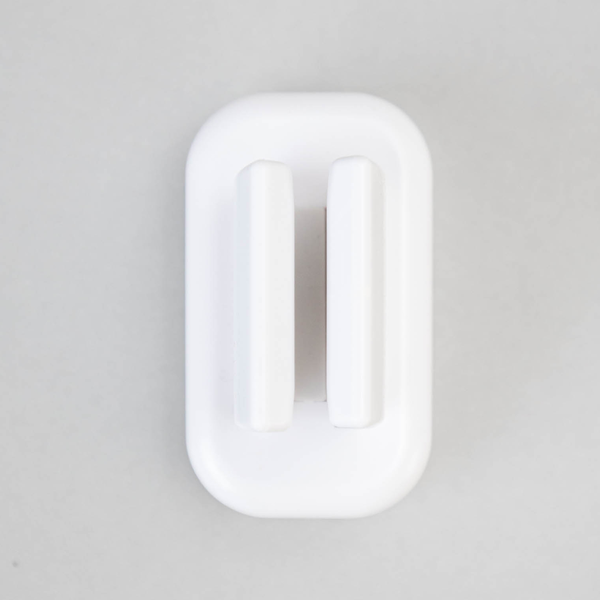 壁面收納|免打孔牙刷、電動牙刷壁掛架 - 懶角落