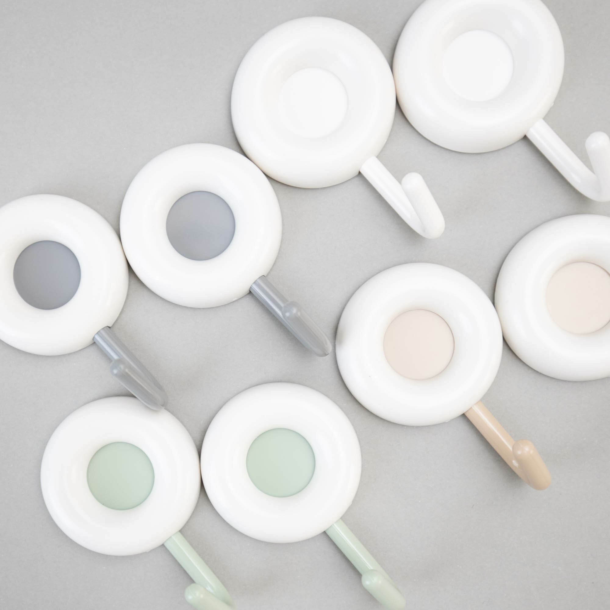 壁面收納|甜甜圈四色掛鉤 - 懶角落