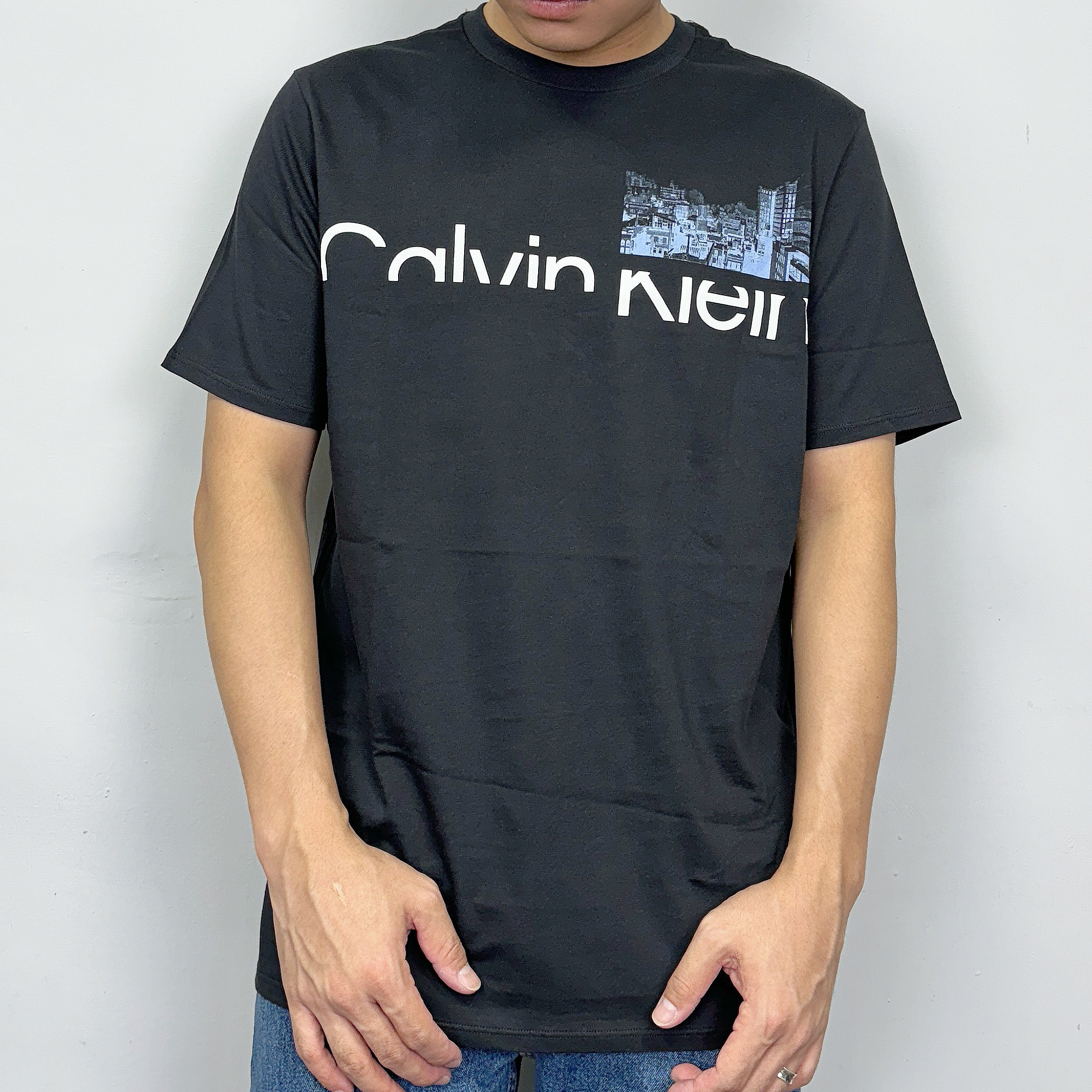 Calvin Klein CK 膠印城市字母 短袖上衣 短T