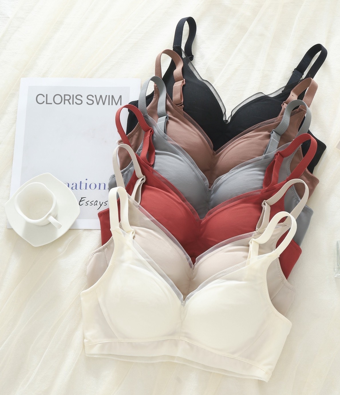 天然蠶絲雲朵美胸無鋼圈無痕內衣-神秘黑 (6色)