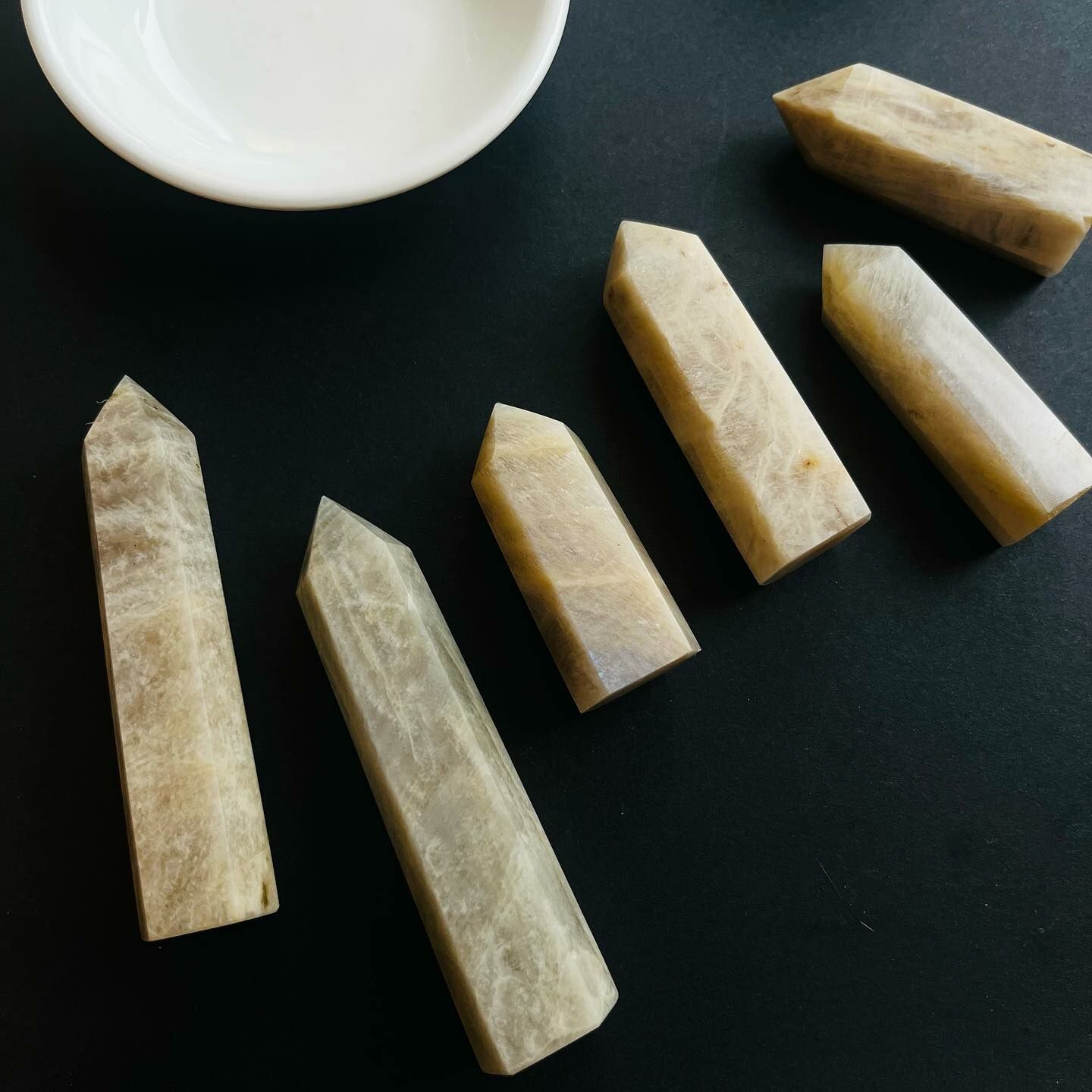 [原石] 日月同輝石 水晶柱