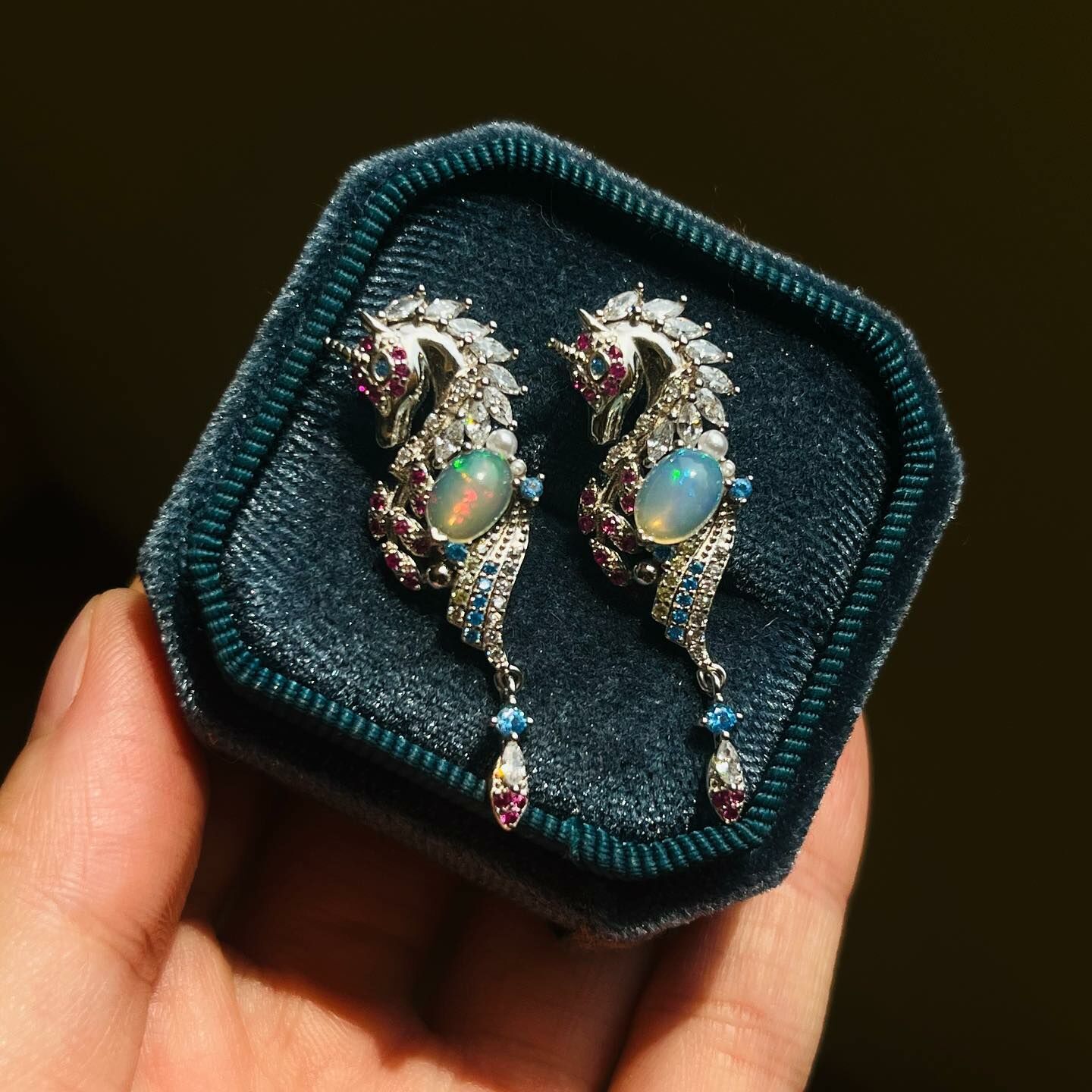 [原石] 衣索比亞蛋白石 925銀 獨角獸墜飾（附盒）