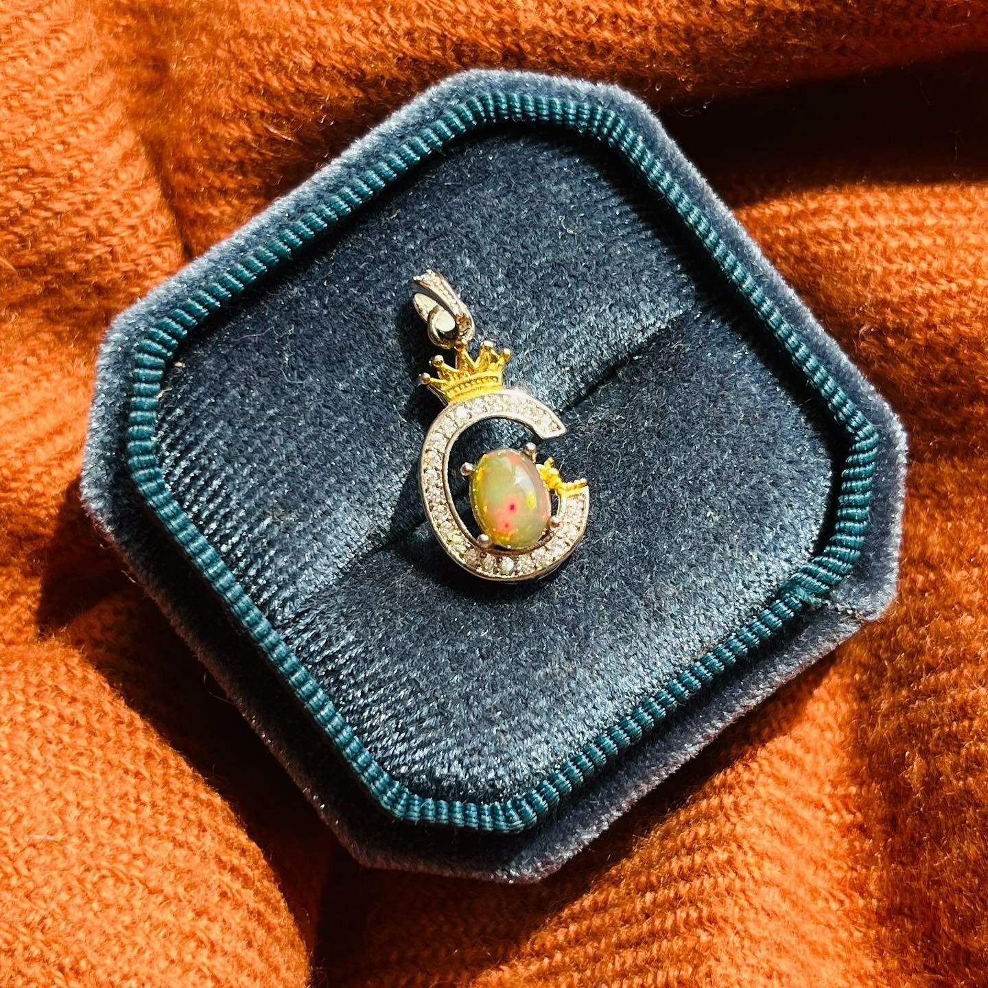 [原石] 衣索比亞黑蛋白石 925銀項鍊吊墜 附盒子