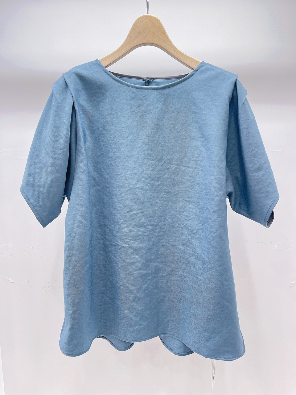 MA涼感單肩襯衫