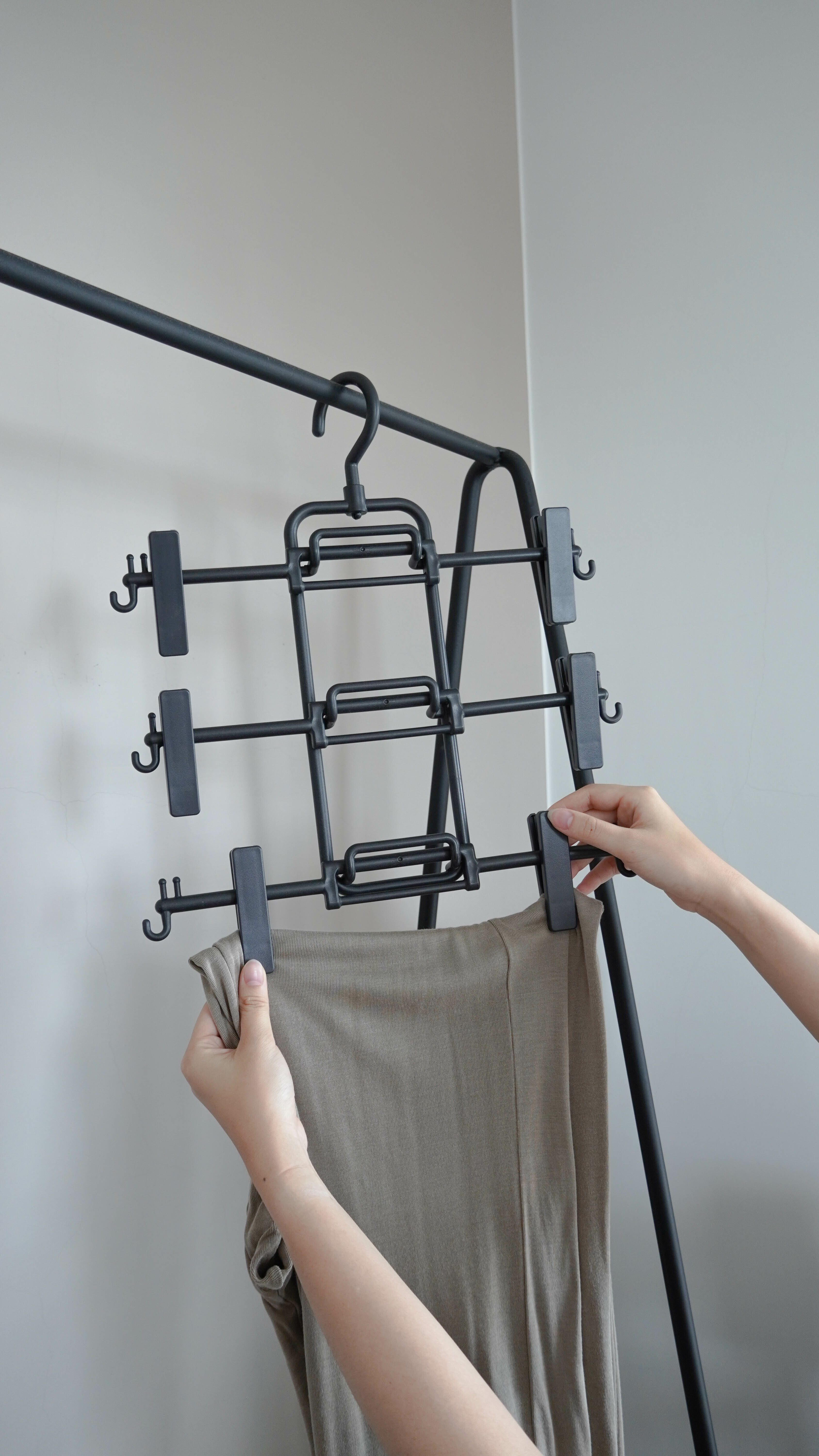 日本直送｜Shimoyama 可拆式衣裙掛架