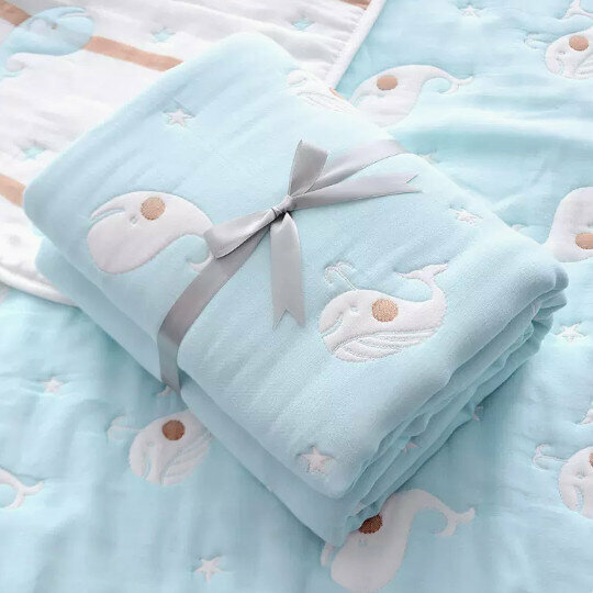 Popular baby ten-layer gauze quilt [ten-layer blue little whale 120*120cm]