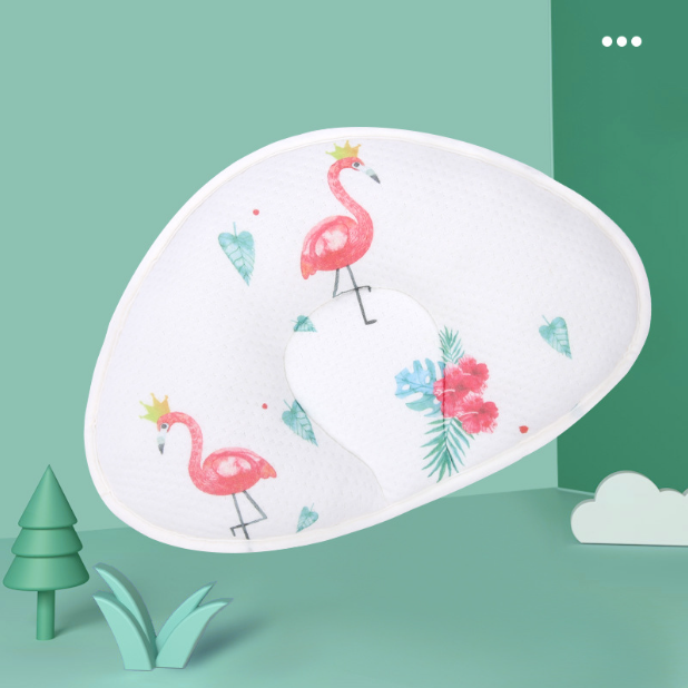Hot recommended baby pillow, baby shaped pillow, breathable and anti-head deflection (Flamingo-shaped pillow) (size: 37cm*26cm)