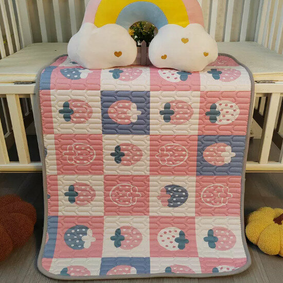 Hot selling baby changing pad [Strawberry Row [Pure Cotton Five Layers] Size [180x200cm]