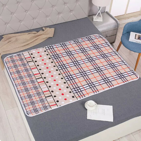 Popular baby diaper pad [large dots [waterproof and machine washable with cotton padding]] size [150x200cm]