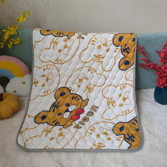 Popular baby diaper pad [Plush Tiger] Size [34x45cm]