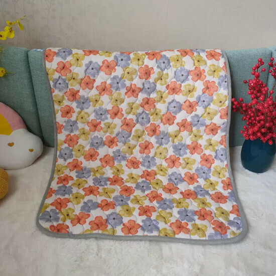 Popular baby diaper pad [white background with yellow flowers] size [60x80cm]
