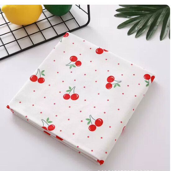 Popular baby quilt [cherry] size [85x85cm]