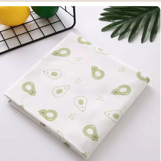 Popular baby quilt [Avocado] size [85x85cm]