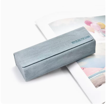 Popular glasses case (blue (comes with lens cloth + cleaning fluid))
