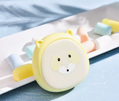Popular contact lens case (yellow fox)